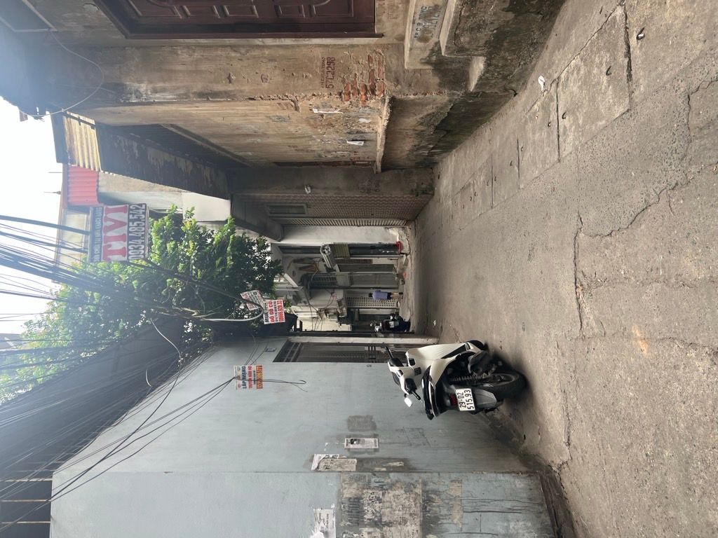 Bán nhà Trần Khát - diện tích 35m2 2 tầng - 2 mặt ngõ - giá 8 tỷ