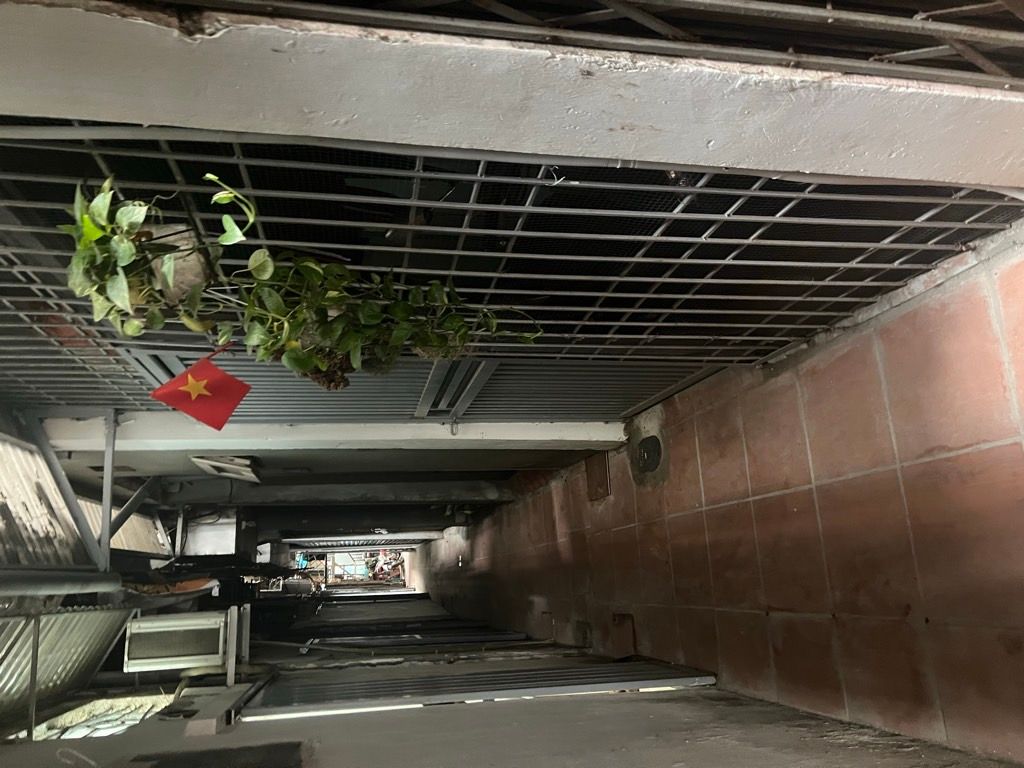 Bán nhà Trần Khát - diện tích 35m2 2 tầng - 2 mặt ngõ - giá 8 tỷ