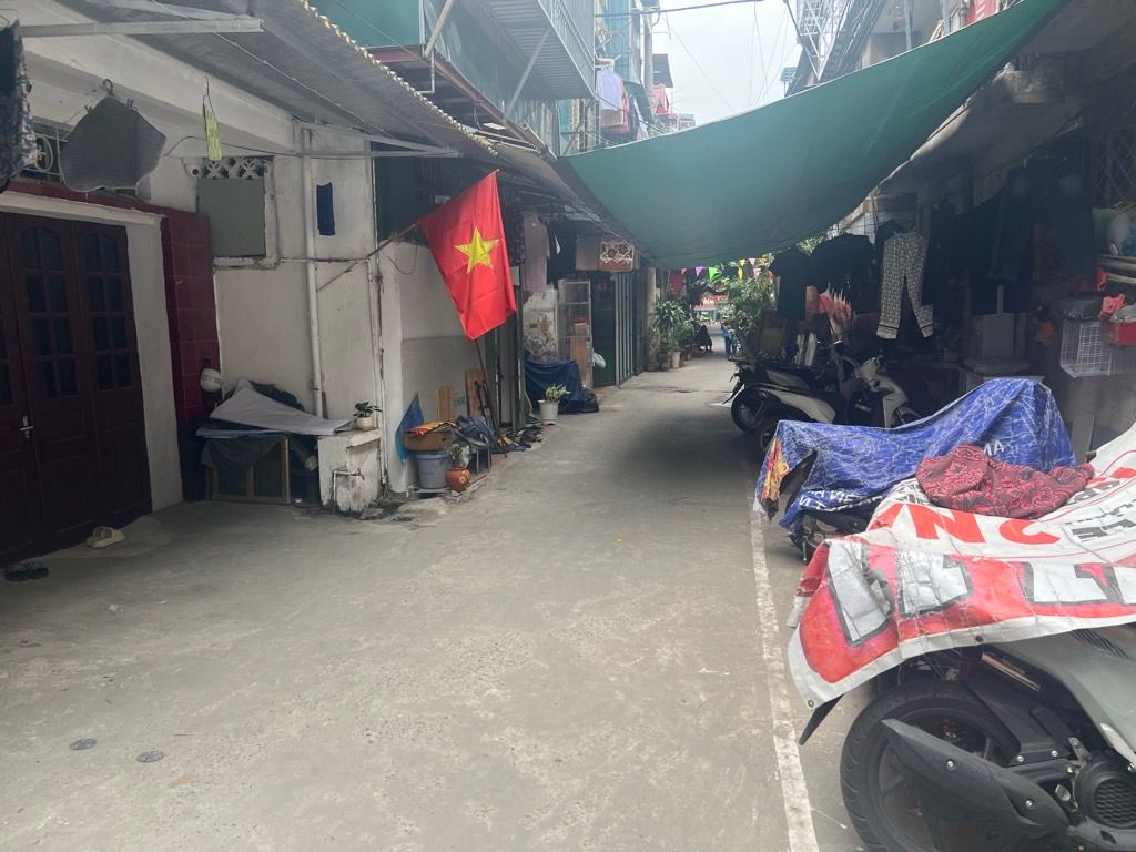 Bán nhà Trần Khát - diện tích 35m2 2 tầng - 2 mặt ngõ - giá 8 tỷ