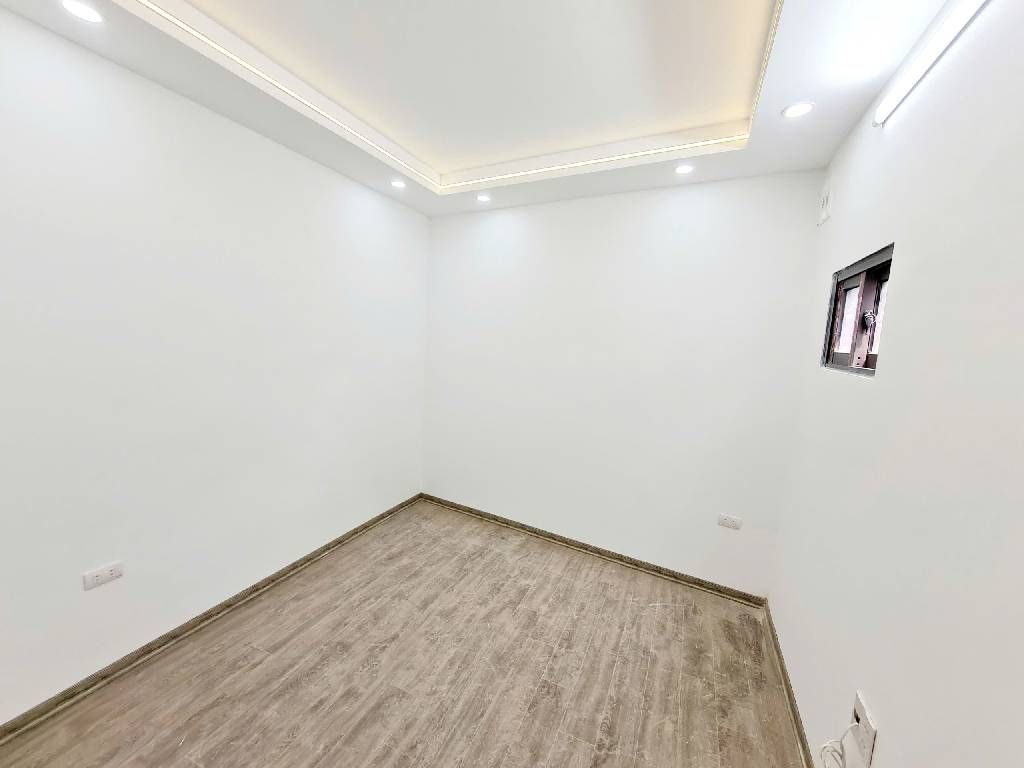 Bán nhà Đại La - diện tích 47m2 5 tầng - Ô TÔ - giá 13,8 tỷ