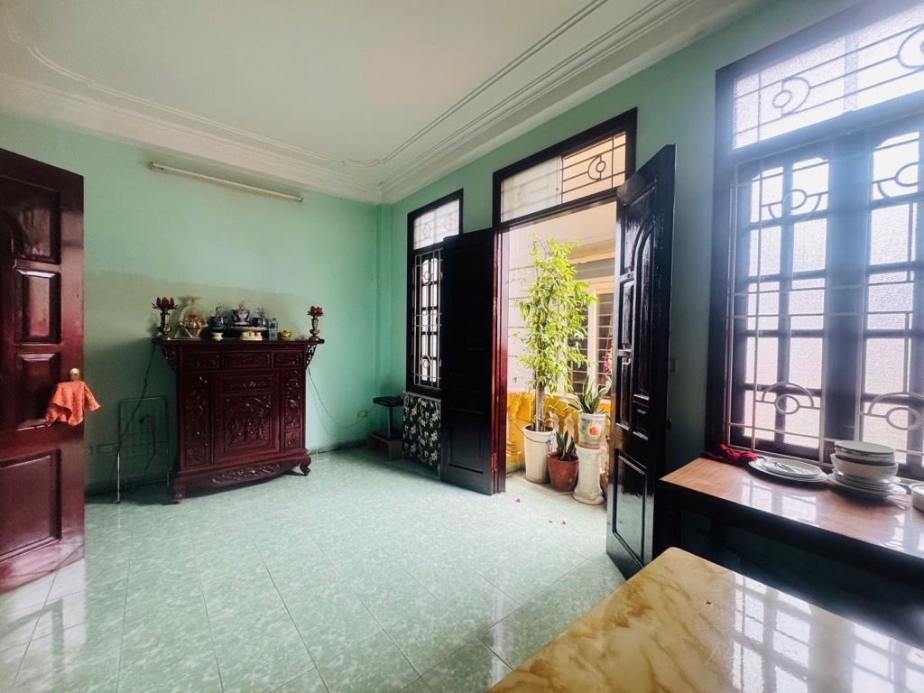 Bán nhà Quan Nhân - diện tích 31m2 5 tầng - gần ô tô - giá 10,6 tỷ