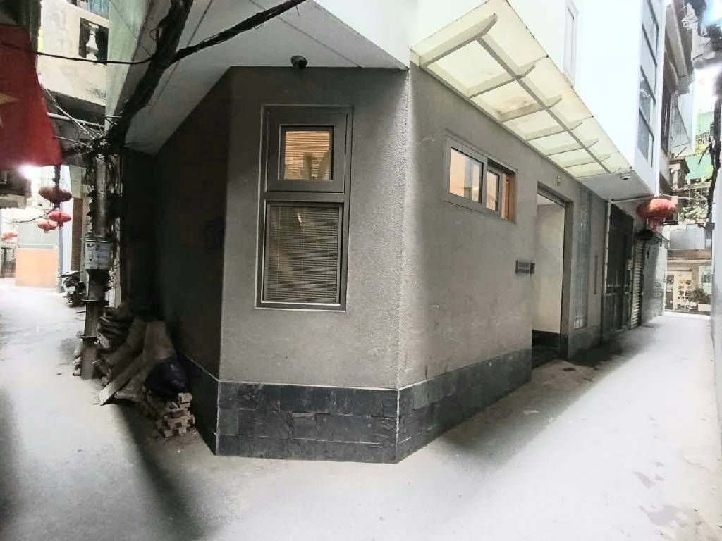 Bán nhà Hào Nam - diện tích 31.7m2 6 tầng - Lô góc, thang máy - giá 11,2 tỷ