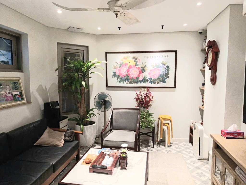 Bán nhà Hào Nam - diện tích 31.7m2 6 tầng - Lô góc, thang máy - giá 11,2 tỷ