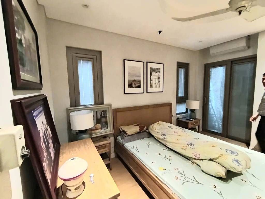 Bán nhà Hào Nam - diện tích 31.7m2 6 tầng - Lô góc, thang máy - giá 11,2 tỷ