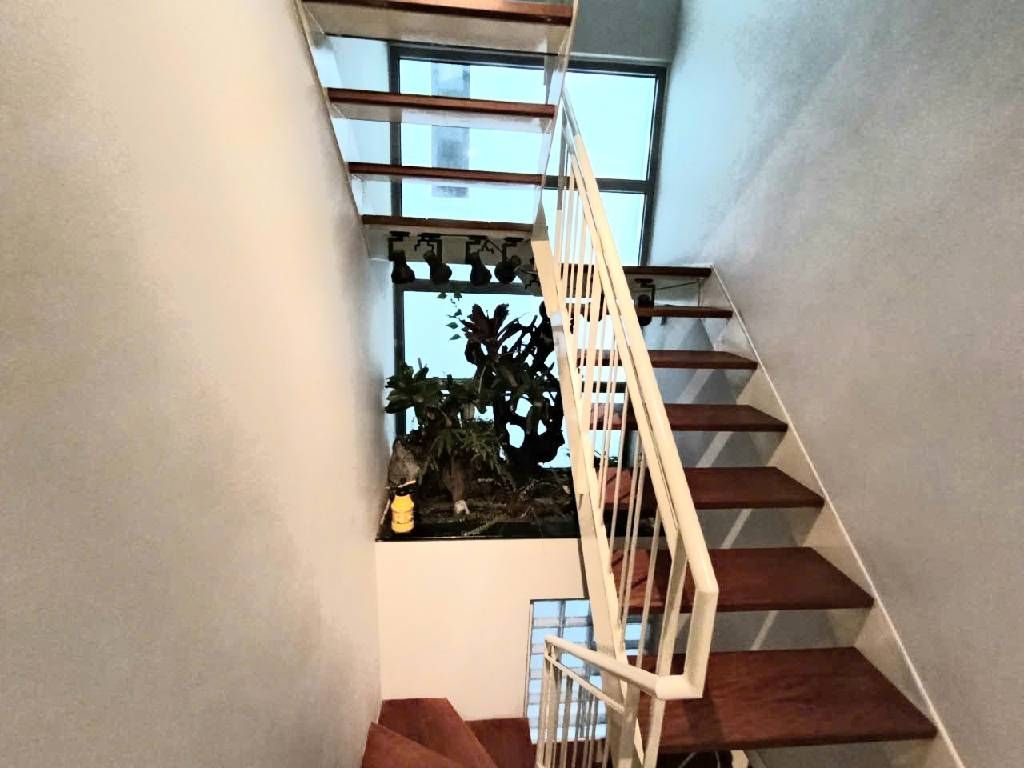 Bán nhà Hào Nam - diện tích 31.7m2 6 tầng - Lô góc, thang máy - giá 11,2 tỷ