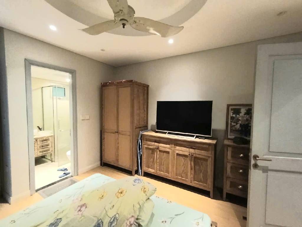 Bán nhà Hào Nam - diện tích 31.7m2 6 tầng - Lô góc, thang máy - giá 11,2 tỷ