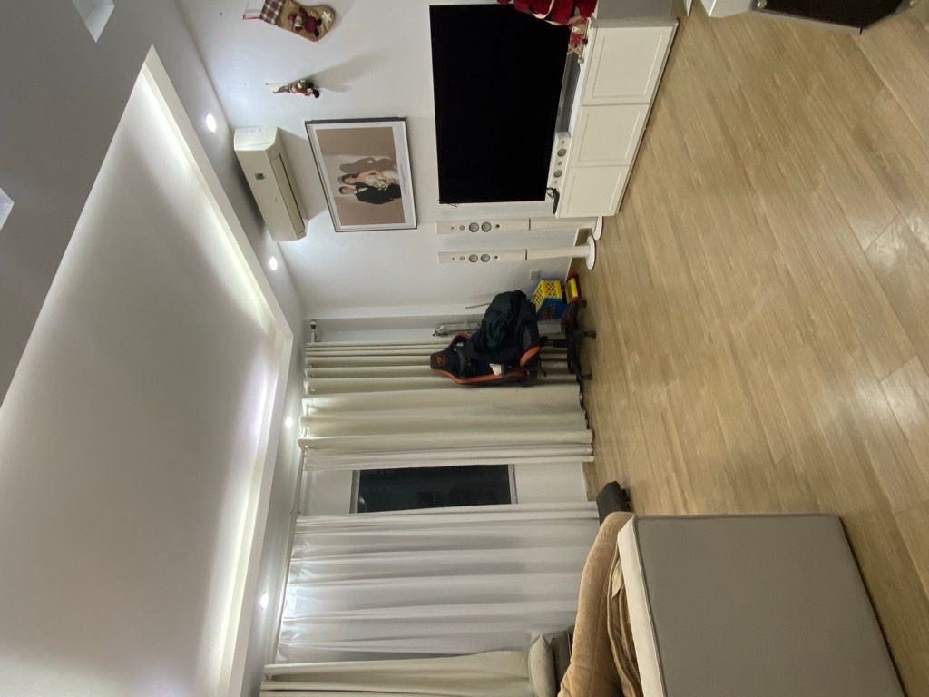 Bán nhà Đê La Thành Nhỏ - diện tích 26m2 5 tầng - lô góc 3 mặt thoáng - giá 8,6 tỷ