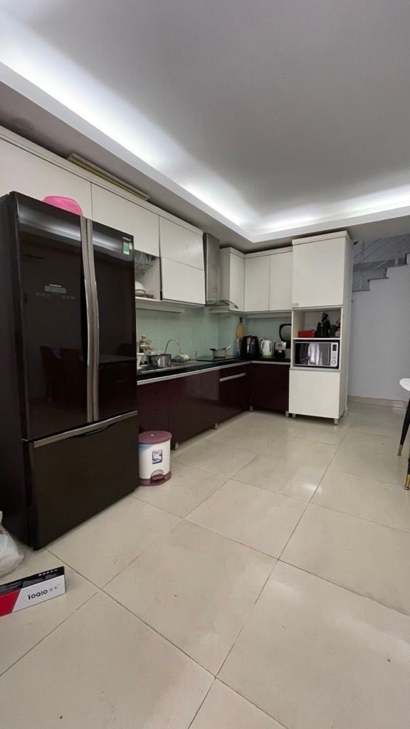 Bán nhà Đê La Thành Nhỏ - diện tích 26m2 5 tầng - lô góc 3 mặt thoáng - giá 8,6 tỷ