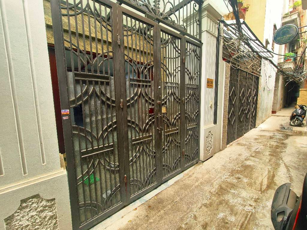 Bán nhà Ngõ Trại Cá - diện tích 56m2 6 tầng - gần ô tô đỗ - giá 14,9 tỷ