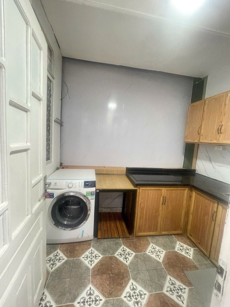 Bán nhà Giáp Nhất - diện tích 55m2 1 tầng - Thang máy - giá 2,6 tỷ