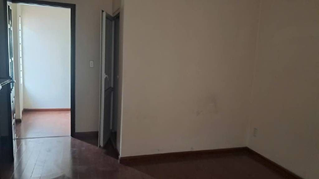 Bán nhà Thi Sách - diện tích 40m2 5 tầng - Nhà dân xây, cách 1 nhà ra phố - giá 0 tỷ