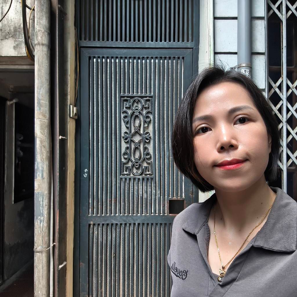 Bán nhà Thi Sách - diện tích 40m2 5 tầng - Nhà dân xây, cách 1 nhà ra phố - giá 0 tỷ