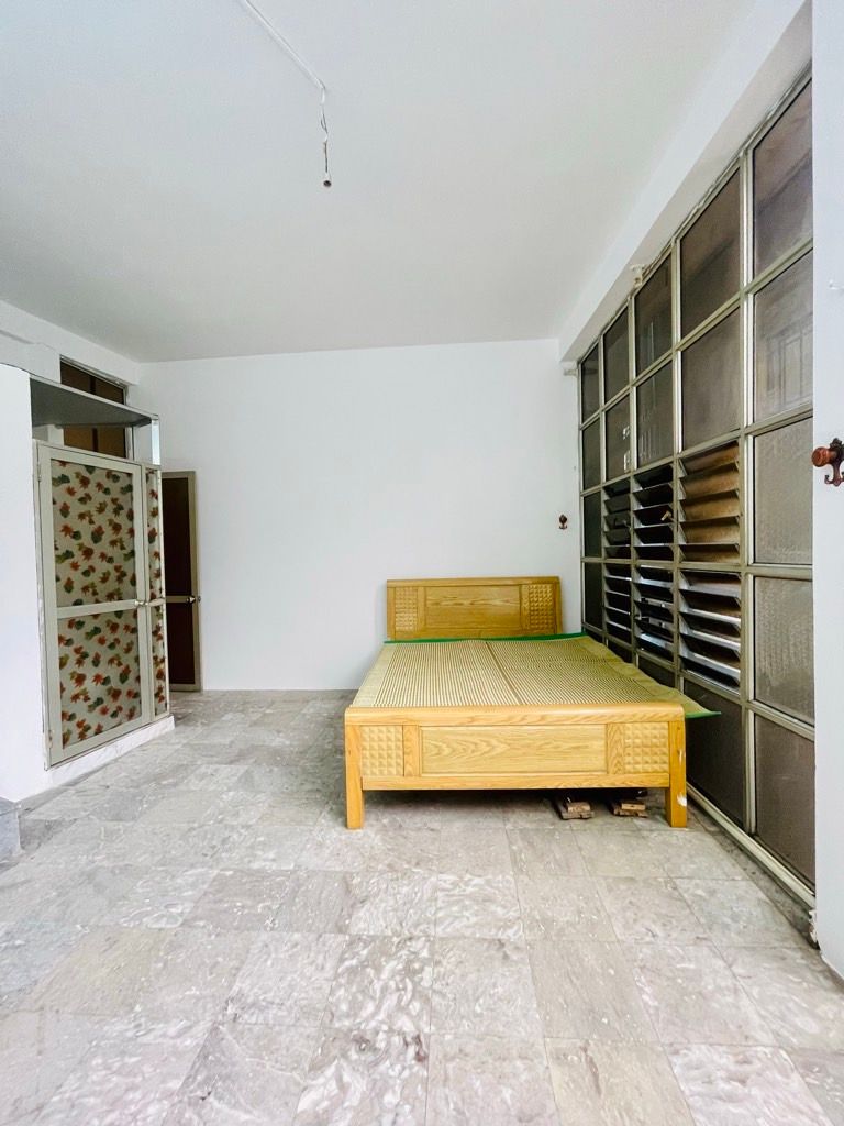 Bán nhà Trần Quý Cáp - diện tích 23m2 4 tầng - gần ô tô - giá 6,9 tỷ