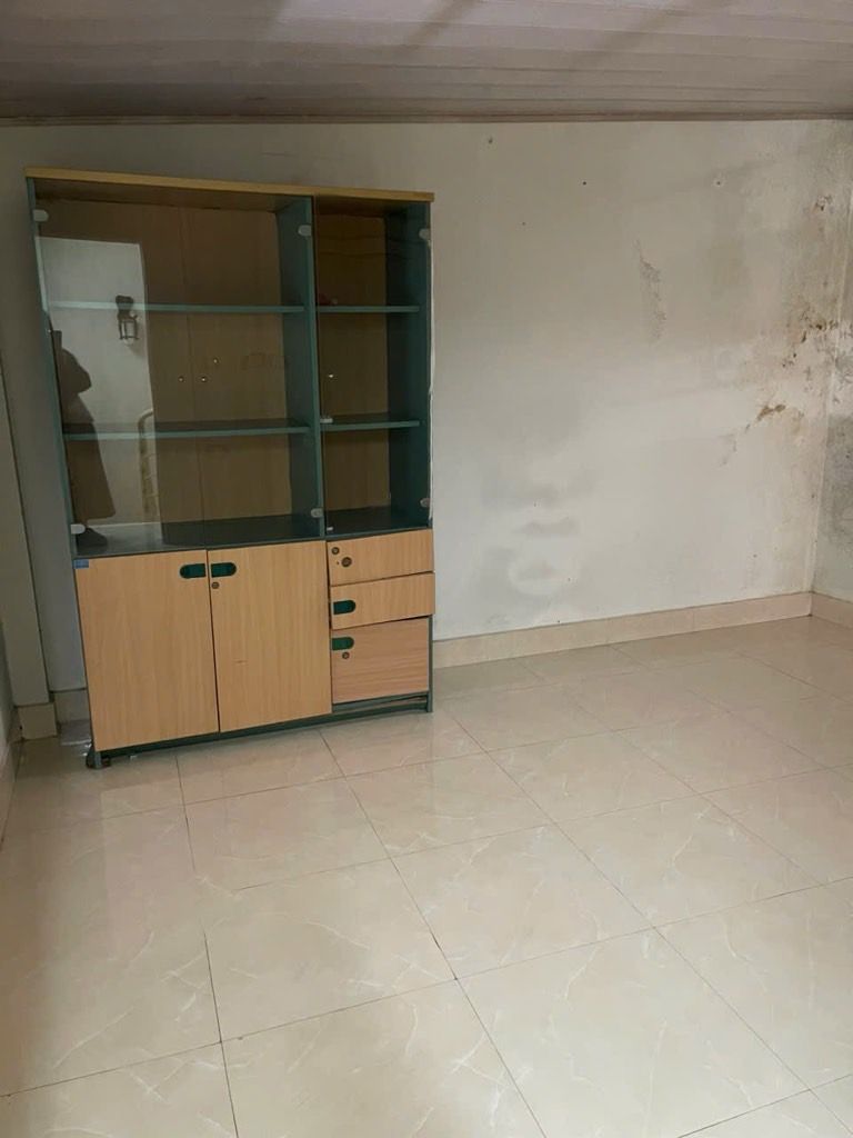 Bán nhà Thịnh Liệt - diện tích 37.5m2 2 tầng - Nhà cũ, mặt tiền rộng - giá 8 tỷ