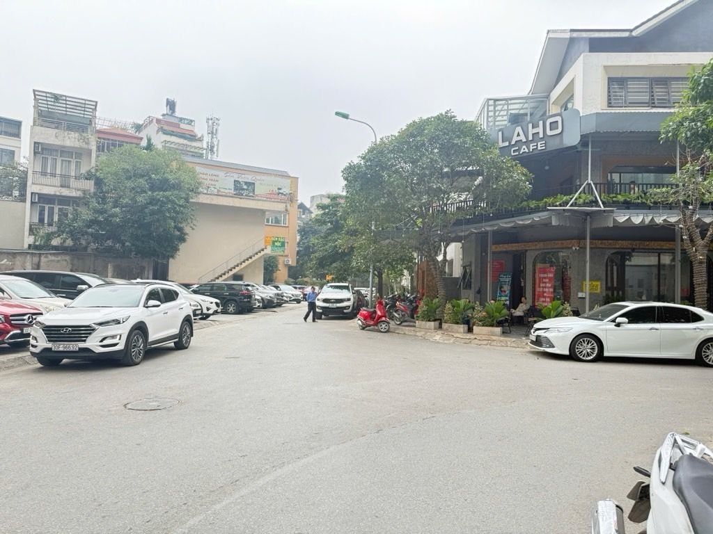 Bán nhà Tố Hữu - diện tích 133m2 24 tầng - Lô góc cực đẹp - giá 8,9 tỷ