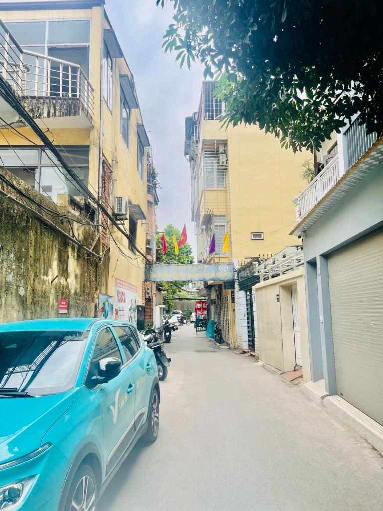 Bán nhà Thông Phong - diện tích 12m2 4 tầng - Ô TÔ ĐỖ CỬA - giá 6,2 tỷ