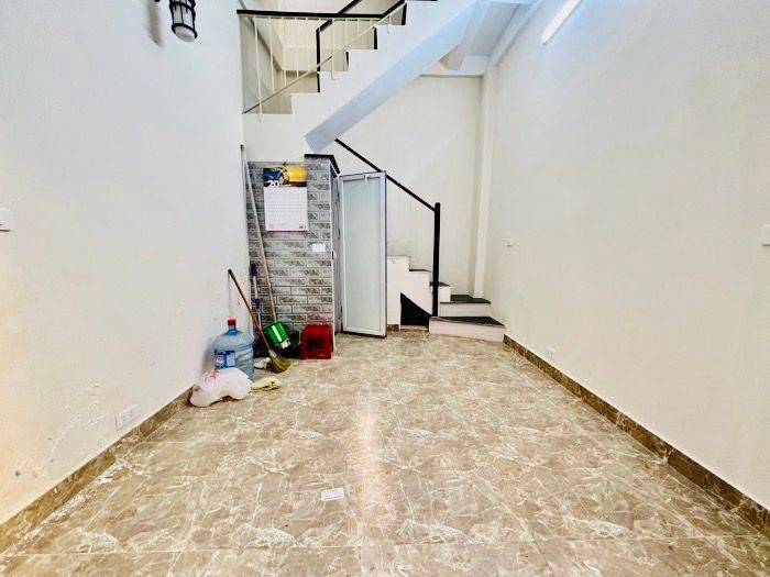 Bán nhà Thông Phong - diện tích 12m2 4 tầng - Ô TÔ ĐỖ CỬA - giá 6,2 tỷ