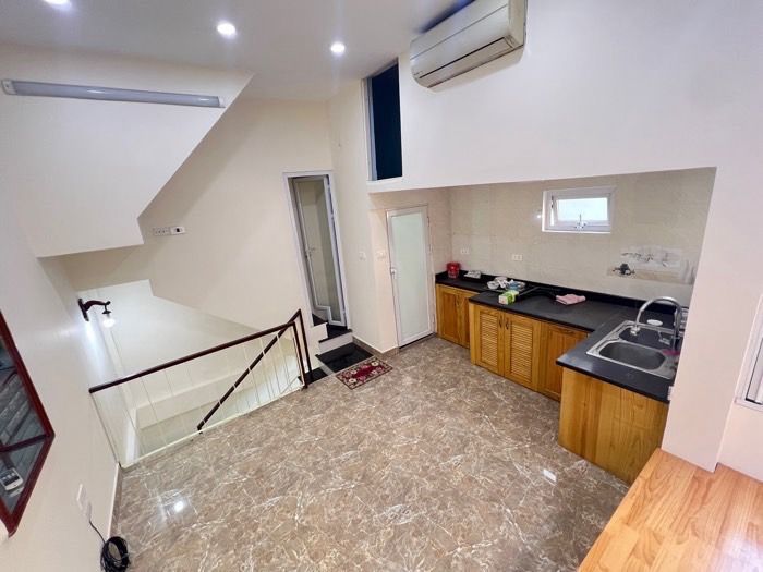 Bán nhà Thông Phong - diện tích 12m2 4 tầng - Ô TÔ ĐỖ CỬA - giá 6,2 tỷ