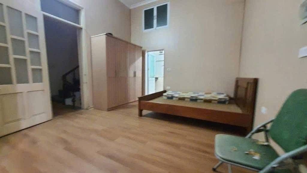 Bán nhà Quan Nhân - diện tích 68m2 4 tầng - Ô TÔ RA CỬA - giá 15,5 tỷ