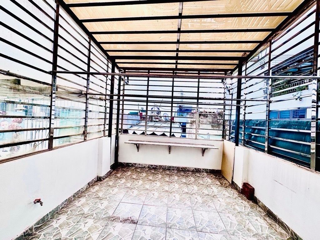 Bán nhà Thịnh Liệt - diện tích 39m2 5 tầng - ô tô đỗ cửa - giá 11,96 tỷ