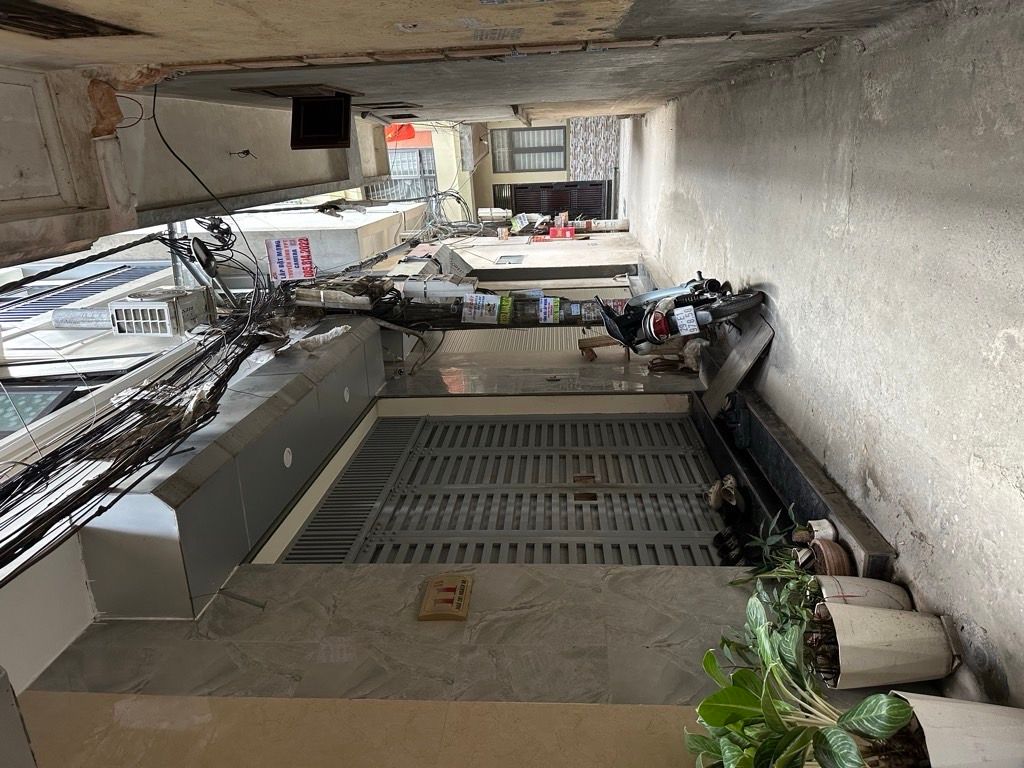 Bán nhà Trương Định - diện tích 46.6m2 5 tầng - 2 mặt thoáng - giá 11,3 tỷ