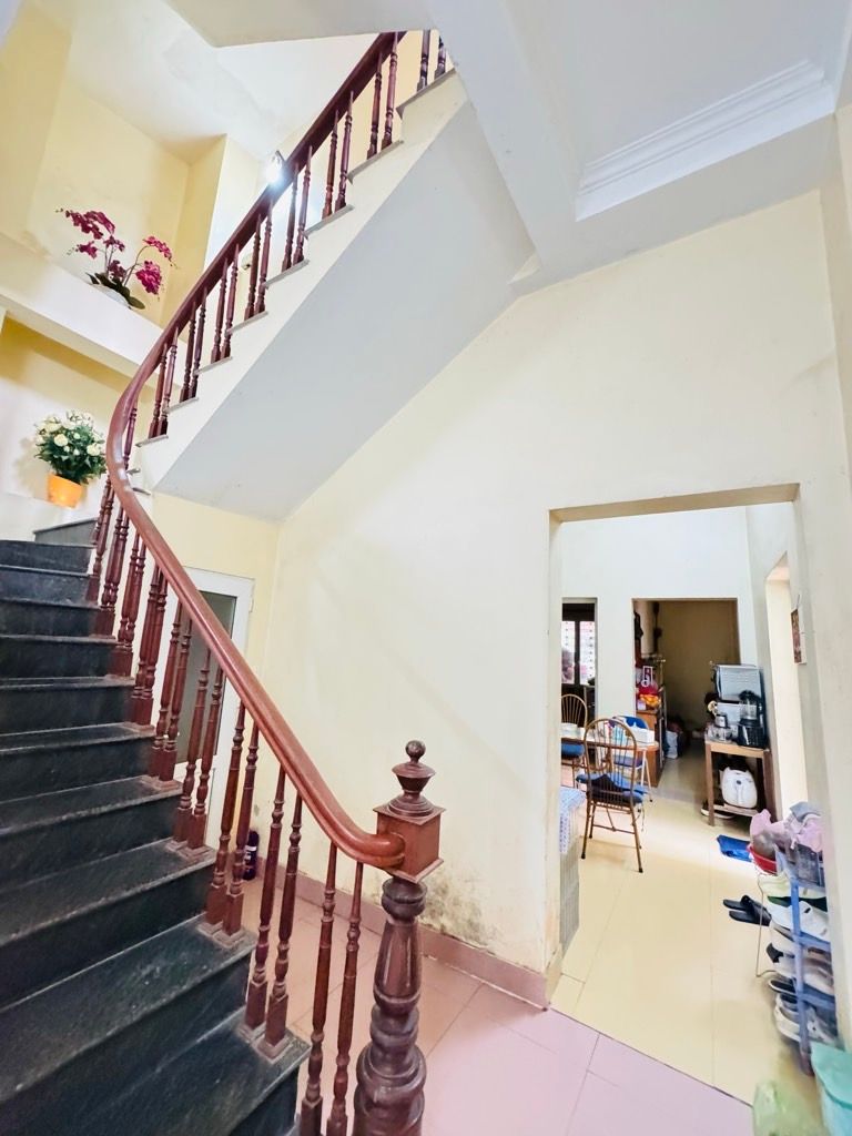 Bán nhà Kim Giang - diện tích 75m2 3 tầng - mặt ngõ ô tô thông - giá 16,3 tỷ