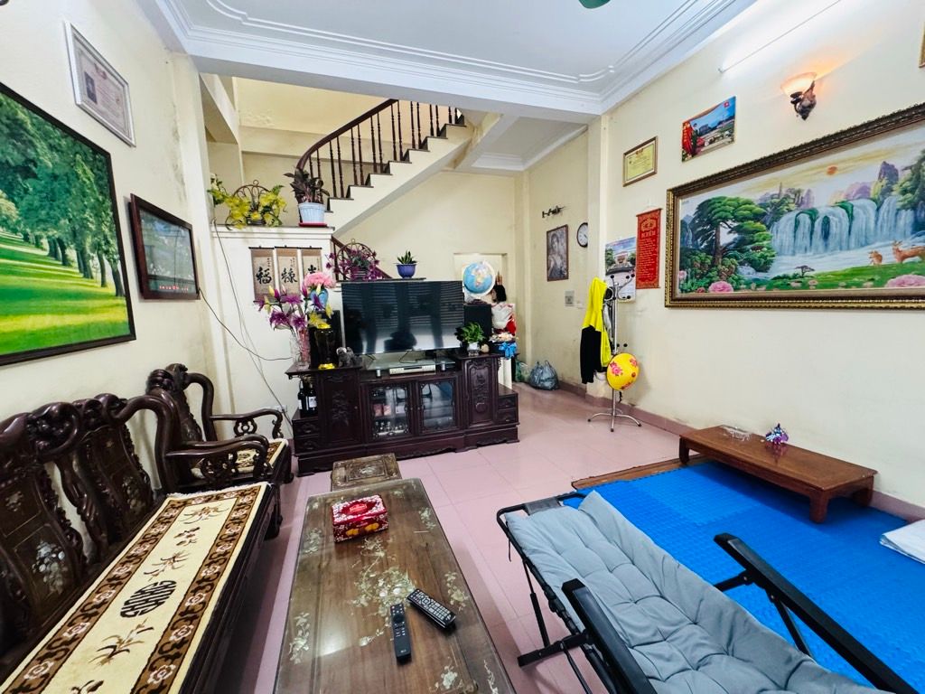 Bán nhà Kim Giang - diện tích 75m2 3 tầng - mặt ngõ ô tô thông - giá 16,3 tỷ