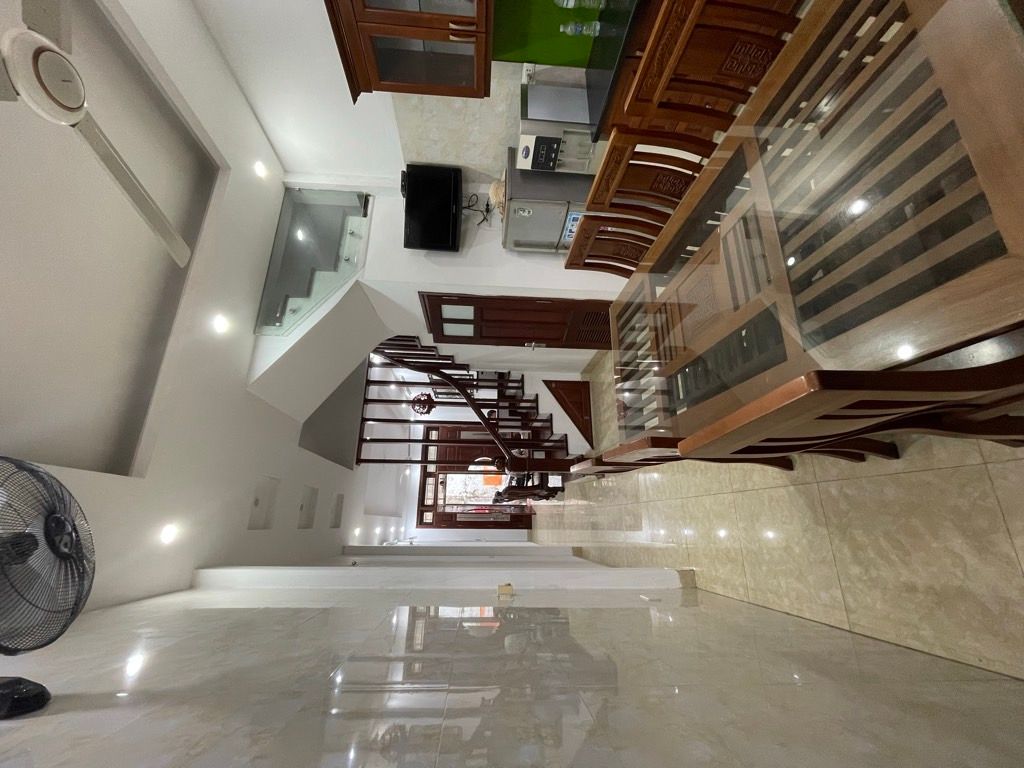 Bán nhà Định Công Hạ - diện tích 47.9m2 4 tầng - Nhà đẹp hiếm có - giá 3,9 tỷ