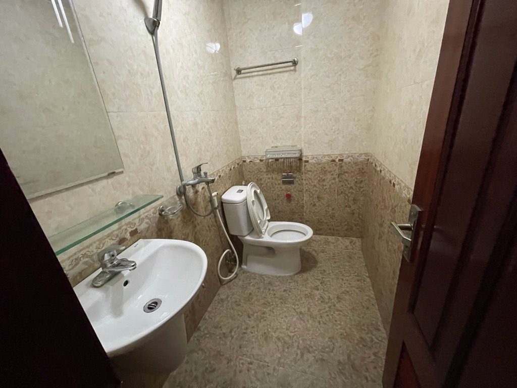 Bán nhà Định Công Hạ - diện tích 47.9m2 4 tầng - Nhà đẹp hiếm có - giá 3,9 tỷ