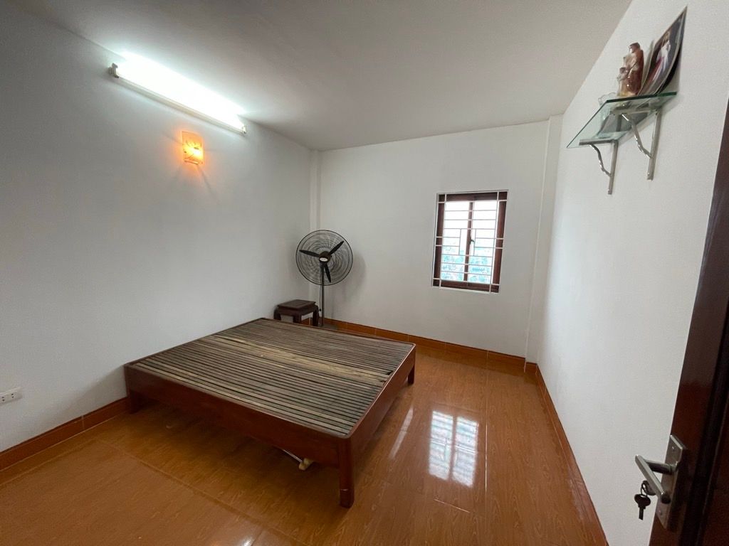 Bán nhà Định Công Hạ - diện tích 47.9m2 4 tầng - Nhà đẹp hiếm có - giá 3,9 tỷ