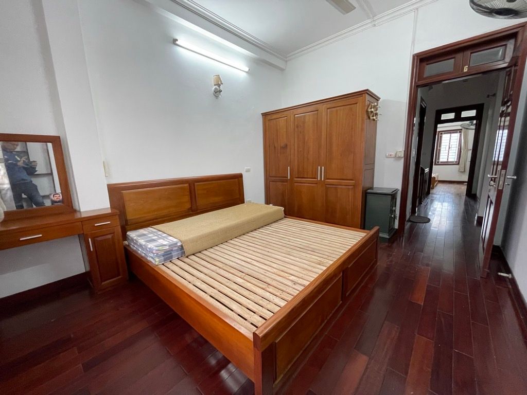 Bán nhà Định Công Hạ - diện tích 47.9m2 4 tầng - Nhà đẹp hiếm có - giá 3,9 tỷ