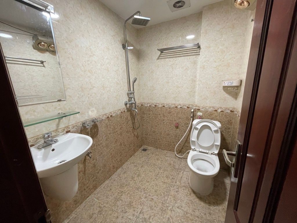 Bán nhà Định Công Hạ - diện tích 47.9m2 4 tầng - Nhà đẹp hiếm có - giá 3,9 tỷ