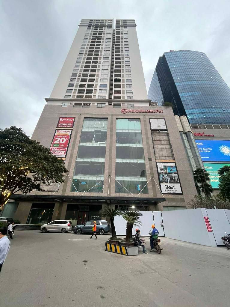 Bán nhà VinHome Nguyễn Chí Thanh - diện tích 80.1m2 1 tầng - Căn hộ cao cấp - giá 16 tỷ