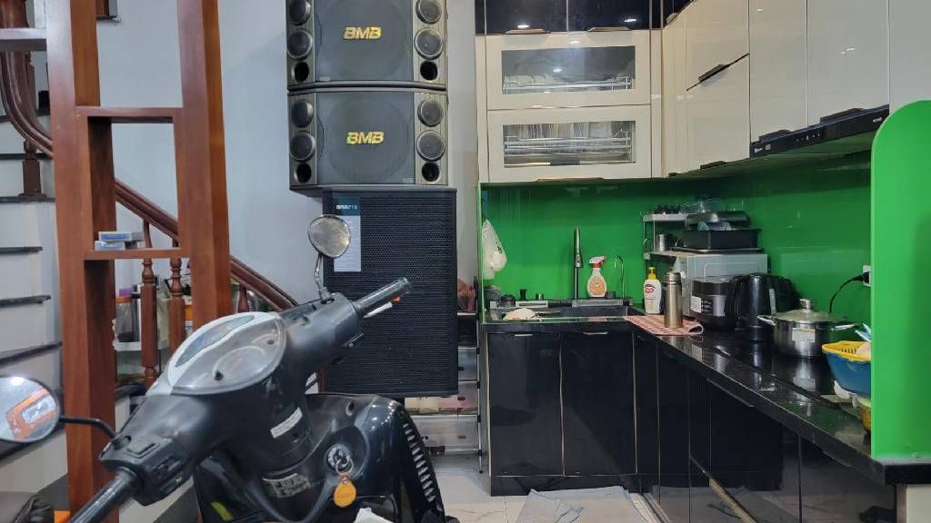 Bán nhà Đông Thiên - diện tích 30m2 5 tầng - Ô TÔ ĐỖ CỔNG - giá 7,3 tỷ