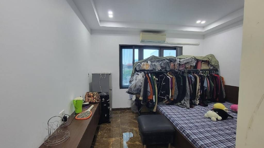 Bán nhà Đông Thiên - diện tích 30m2 5 tầng - Ô TÔ ĐỖ CỔNG - giá 7,3 tỷ