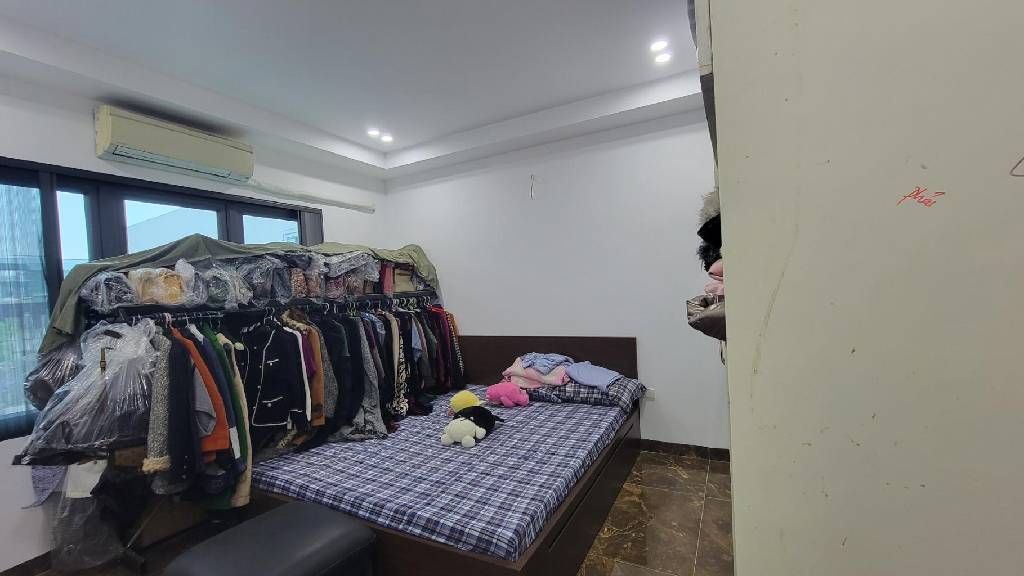 Bán nhà Đông Thiên - diện tích 30m2 5 tầng - Ô TÔ ĐỖ CỔNG - giá 7,3 tỷ