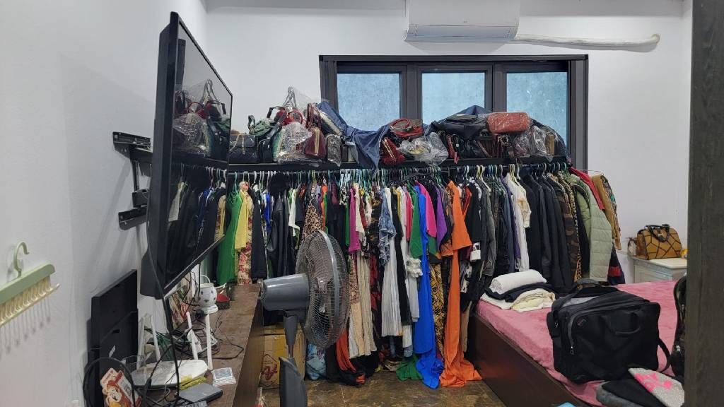 Bán nhà Đông Thiên - diện tích 30m2 5 tầng - Ô TÔ ĐỖ CỔNG - giá 7,3 tỷ