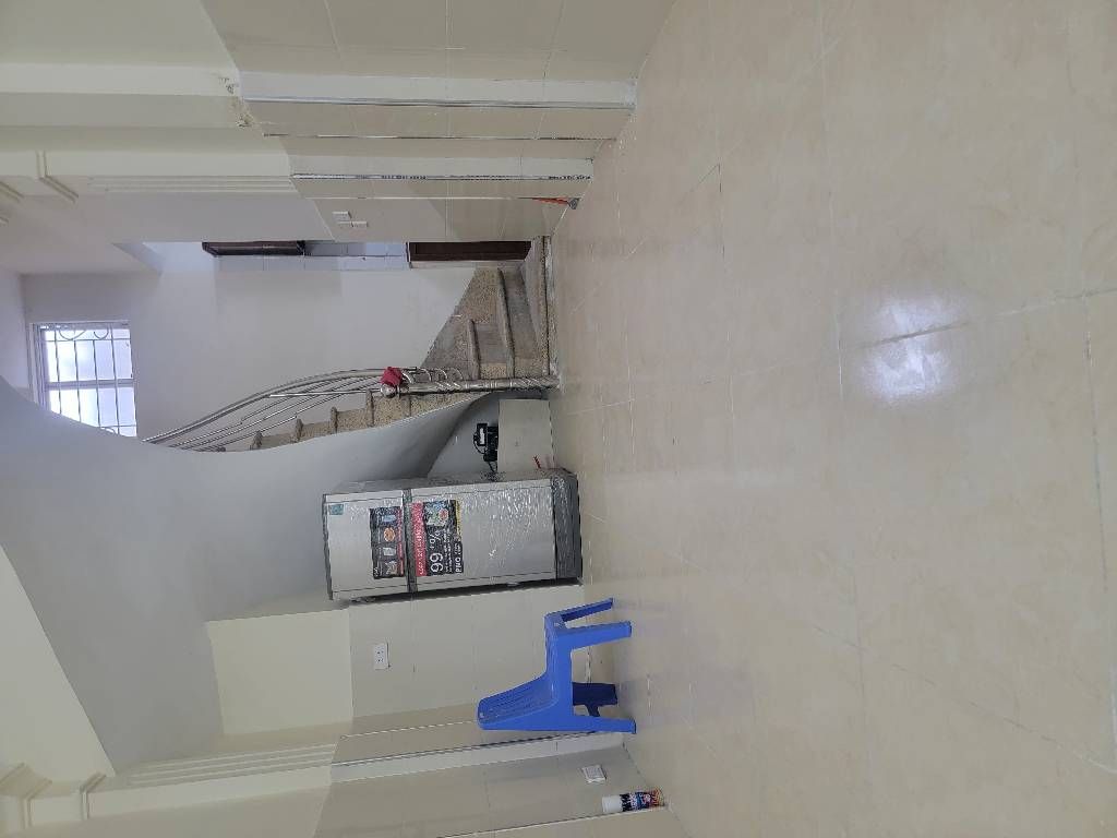 Bán nhà Ngõ Thổ Quan - diện tích 23m2 5 tầng - Nhà dân xây khung cột chắc chắn - giá 4,8 tỷ