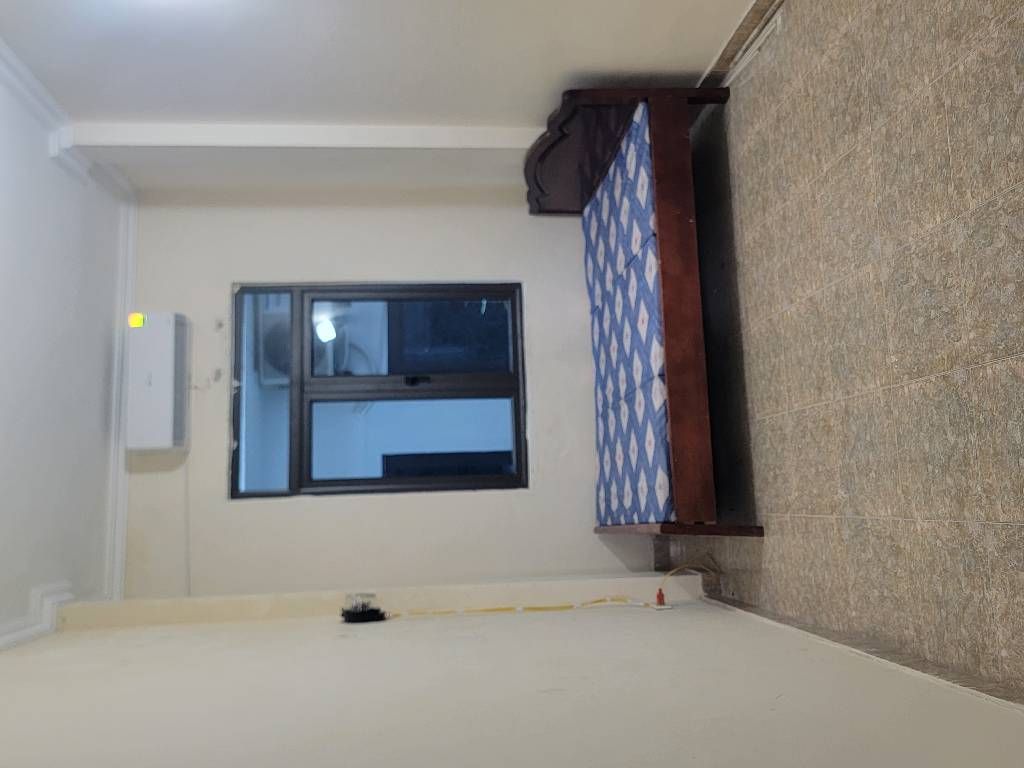 Bán nhà Ngõ Thổ Quan - diện tích 23m2 5 tầng - Nhà dân xây khung cột chắc chắn - giá 4,8 tỷ