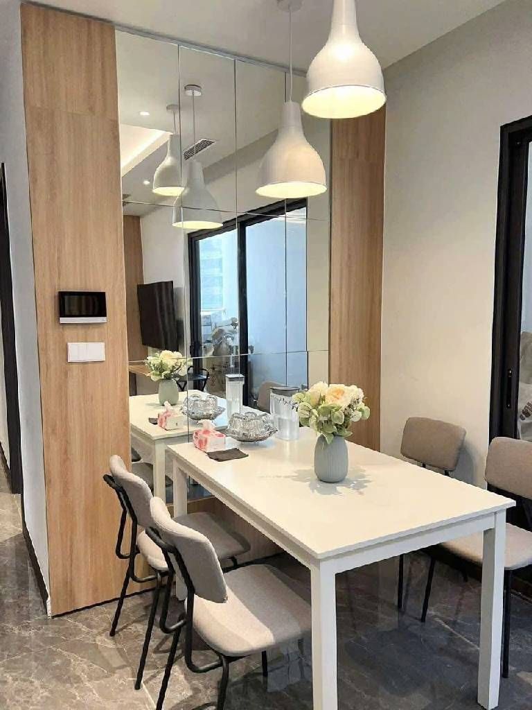 Bán nhà Nguyên Hồng - diện tích 69m2 1 tầng - Căn hộ đẹp, thoáng mát - giá 12,8 tỷ