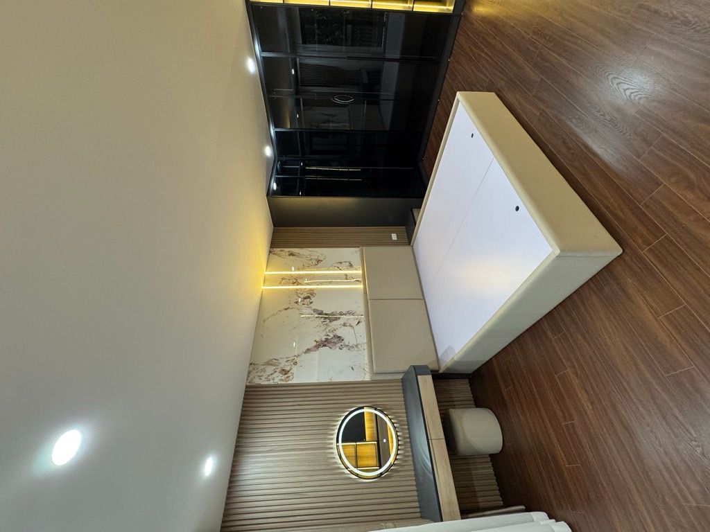 Bán nhà Đền Lừ - diện tích 50m2 6 tầng - ô tô tránh - giá 19,5 tỷ