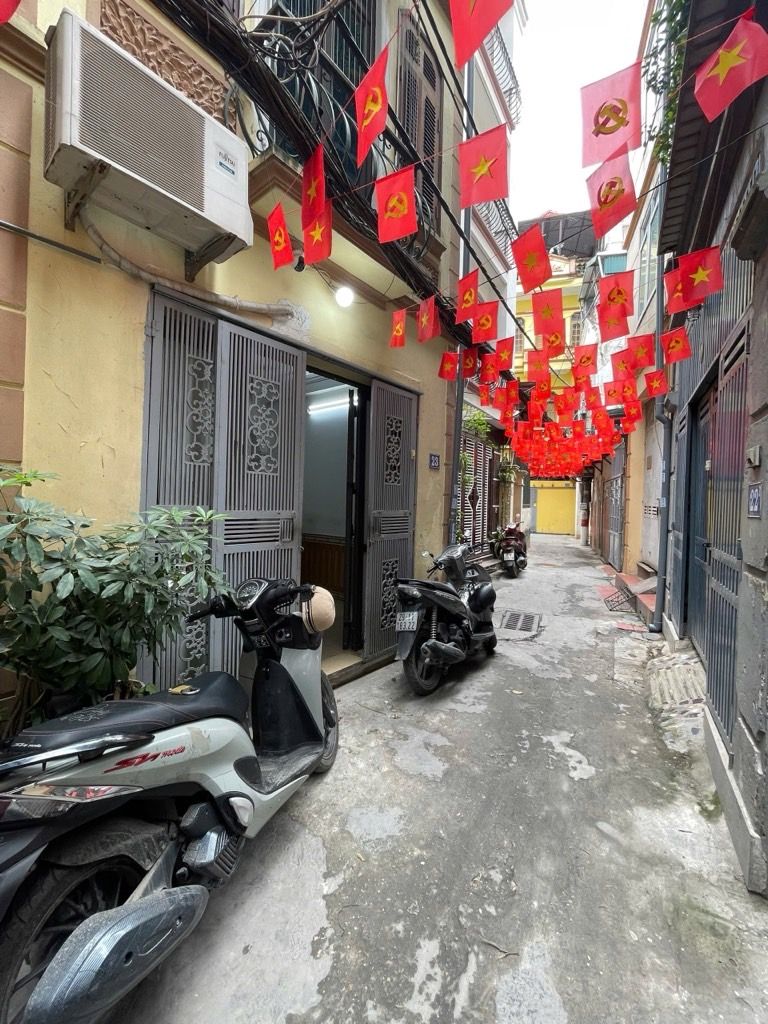 Bán nhà Trương Định - diện tích 40m2 4 tầng - Lô góc 3 mặt thoáng - giá 9,5 tỷ