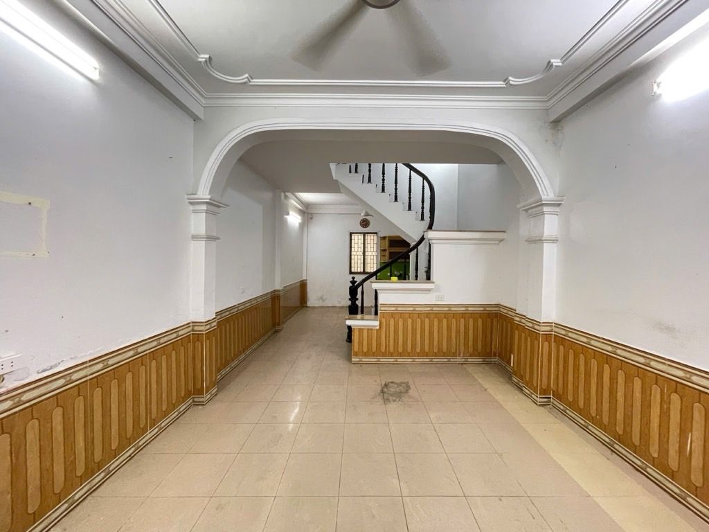 Bán nhà Trương Định - diện tích 40m2 4 tầng - Lô góc 3 mặt thoáng - giá 9,5 tỷ