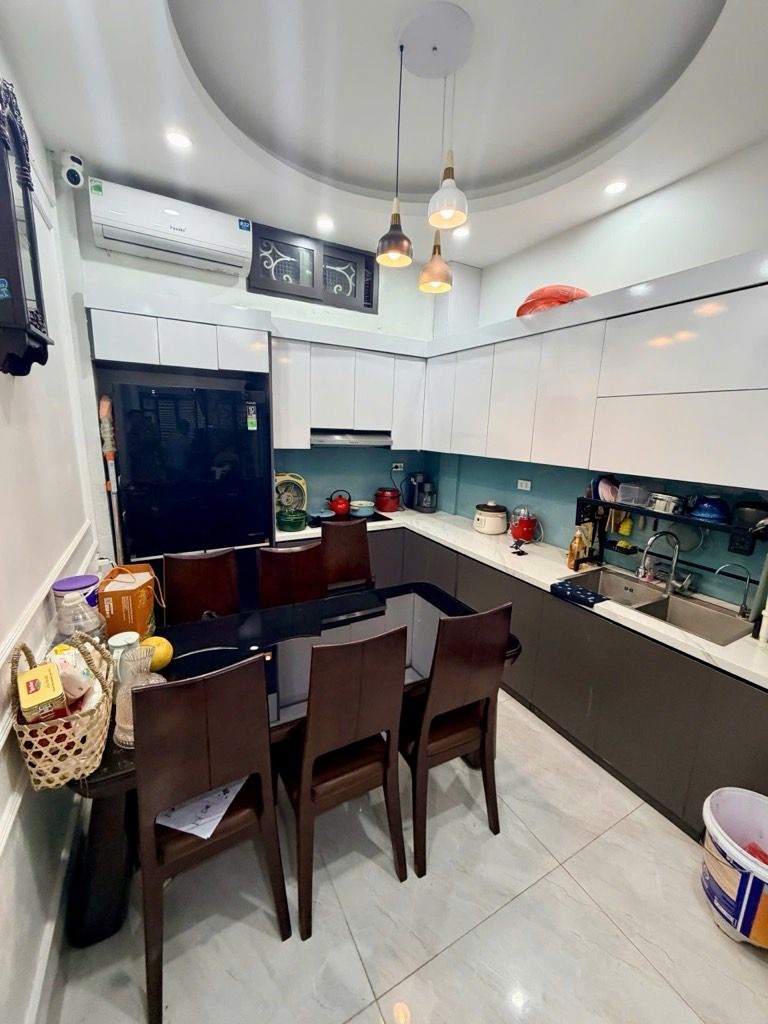 Bán nhà Thái Hà - diện tích 39,1m2 5 tầng - Ngõ rộng, thoáng - giá 15 tỷ