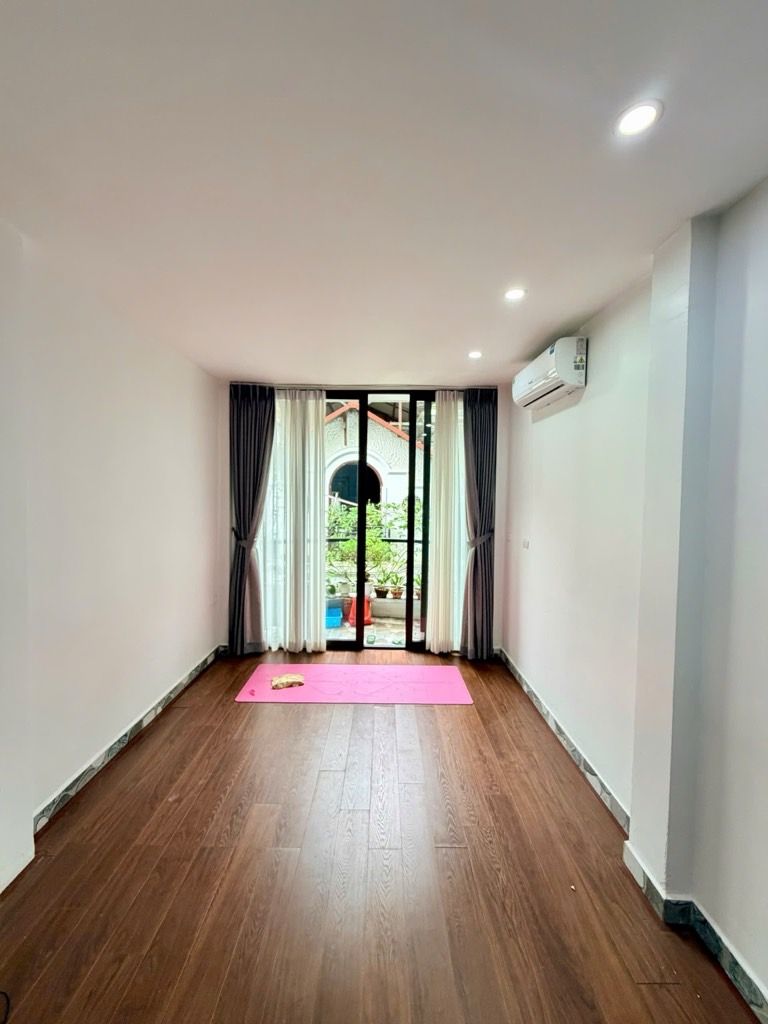 Bán nhà Thái Hà - diện tích 39,1m2 5 tầng - Ngõ rộng, thoáng - giá 15 tỷ