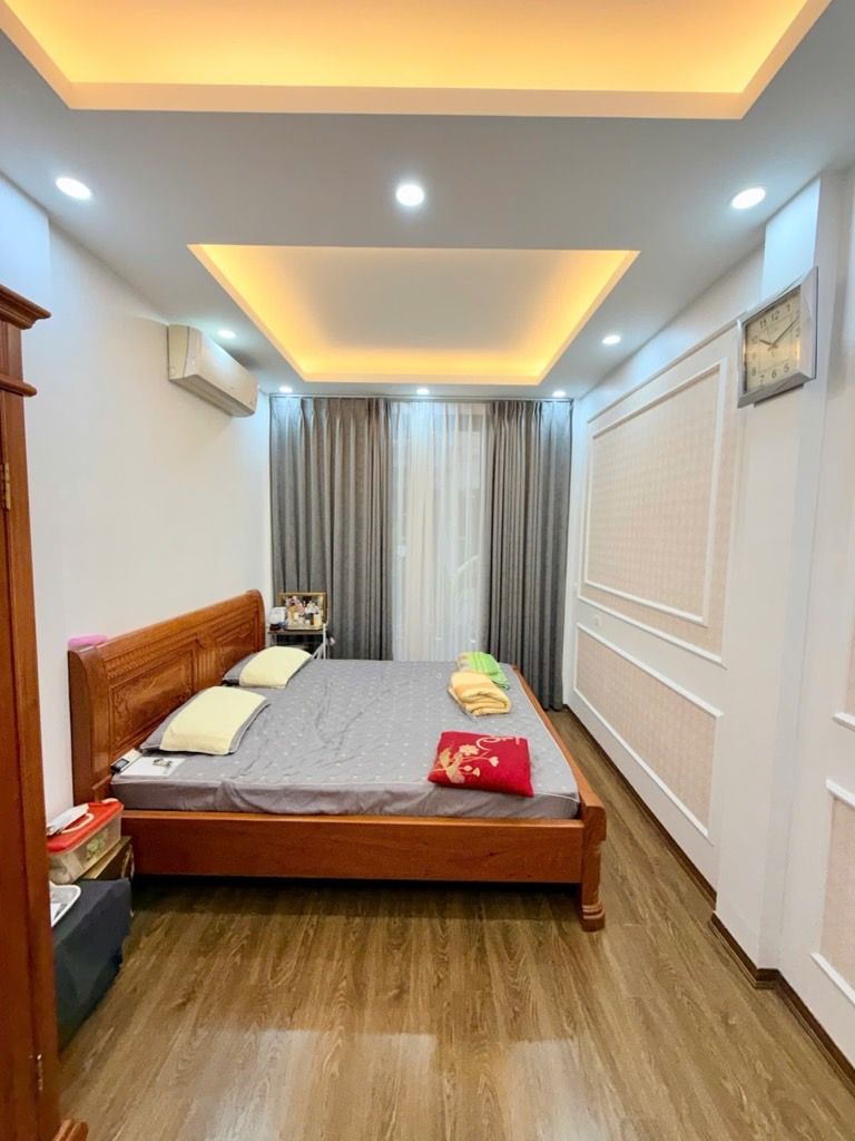 Bán nhà Thái Hà - diện tích 39,1m2 5 tầng - Ngõ rộng, thoáng - giá 15 tỷ