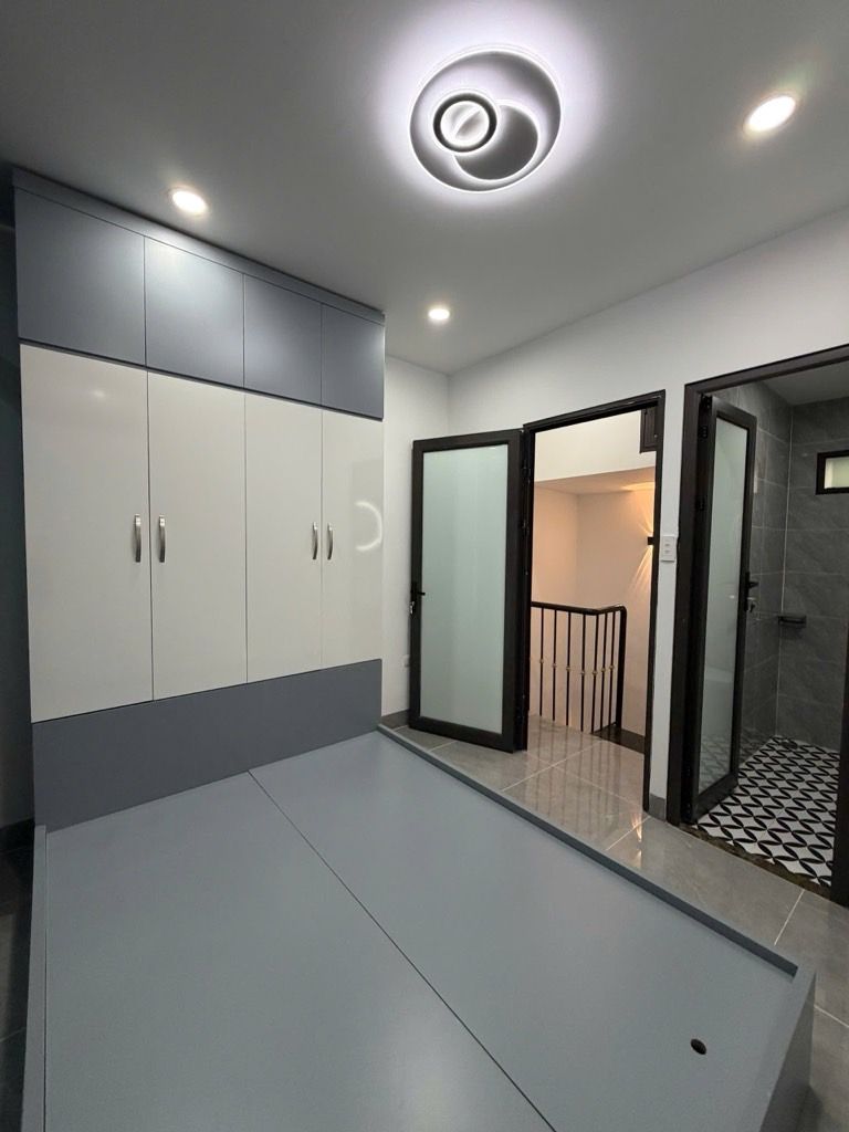 Bán nhà Vĩnh Hưng - diện tích 18m2 3 tầng - Nhà đẹp ở ngay - giá 1,68 tỷ