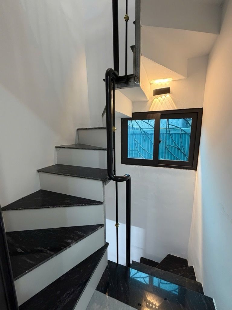 Bán nhà Vĩnh Hưng - diện tích 18m2 3 tầng - Nhà đẹp ở ngay - giá 1,68 tỷ