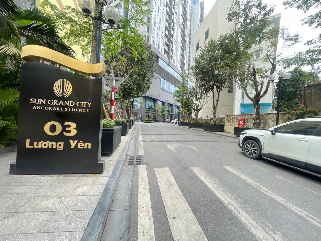 Bán nhà Lương Yên - diện tích 95.8m2 7 tầng - Chung cư cao cấp - giá 19 tỷ