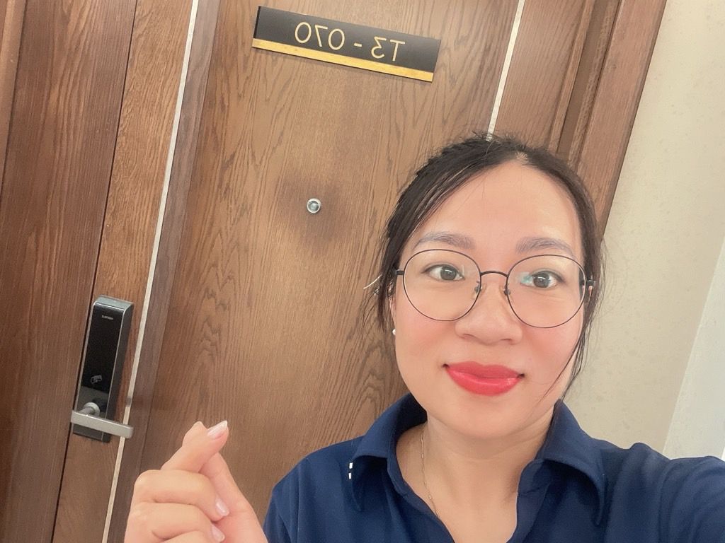 Bán nhà Lương Yên - diện tích 95.8m2 7 tầng - Chung cư cao cấp - giá 19 tỷ